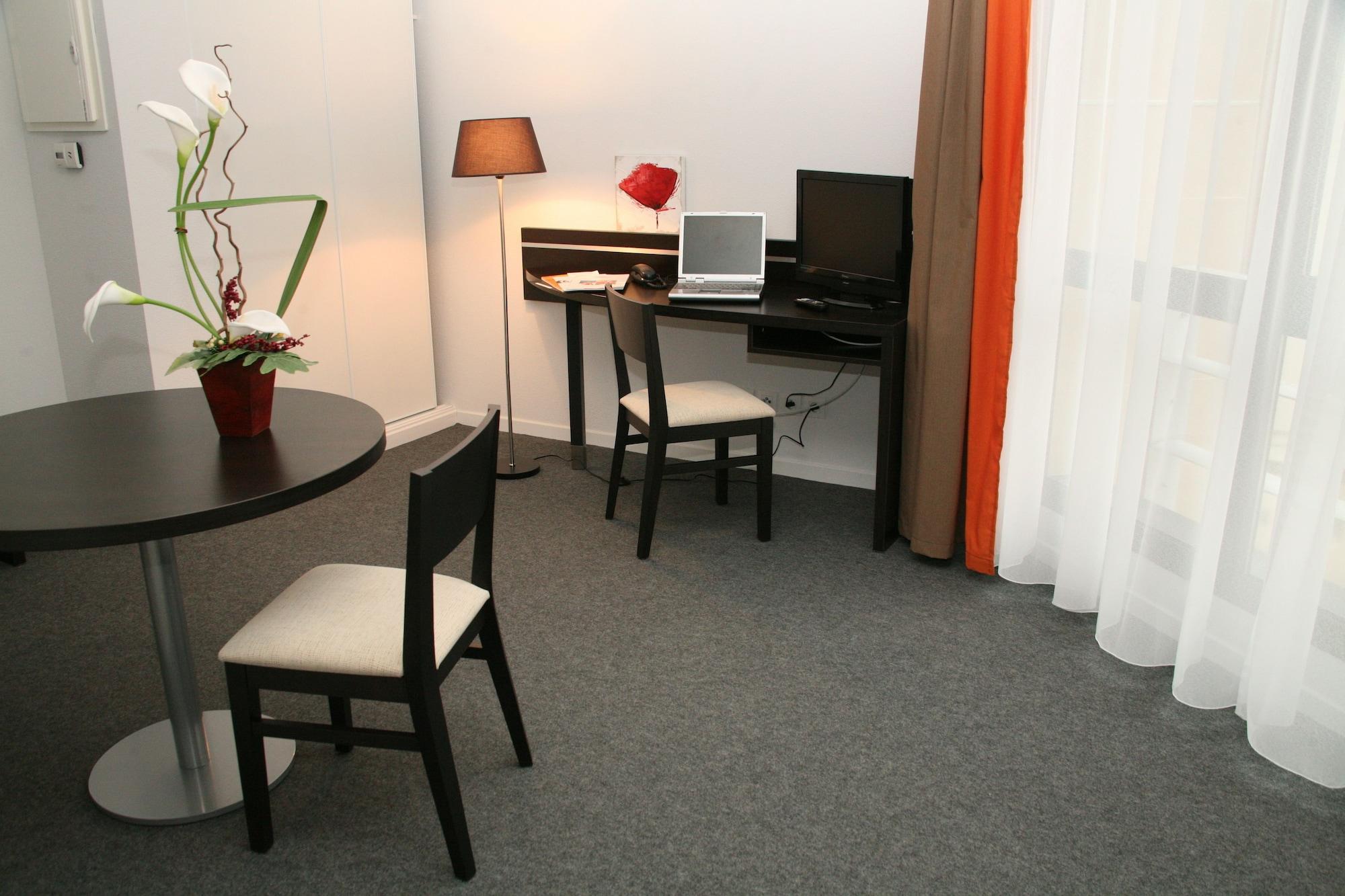 Nemea Appart Hotel Home Suite Nancy Centre Kültér fotó
