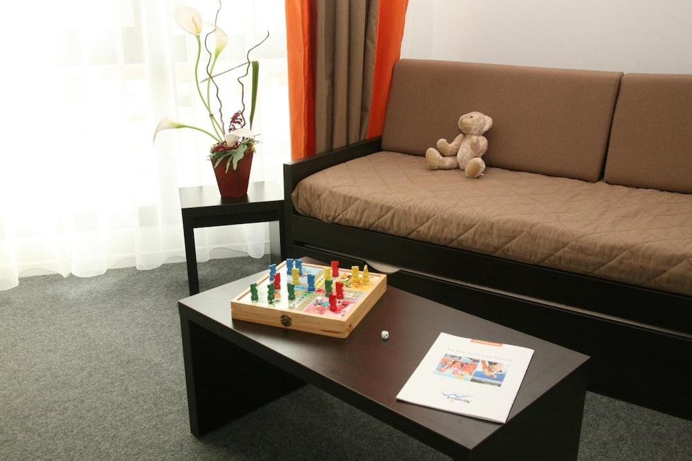 Nemea Appart Hotel Home Suite Nancy Centre Kültér fotó
