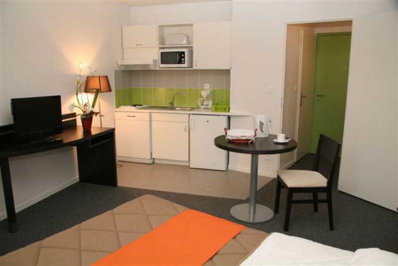 Nemea Appart Hotel Home Suite Nancy Centre Kültér fotó